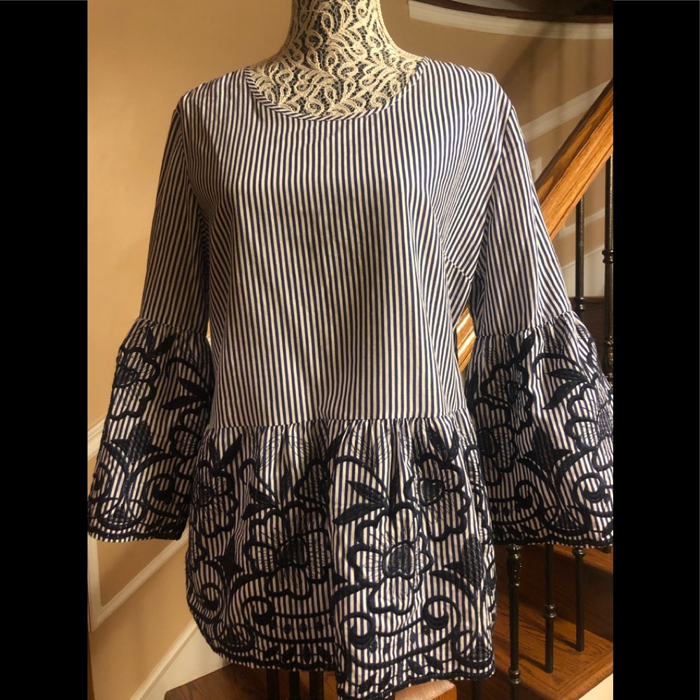 Boho Chic Embroidered Flowy Tunic Top SML. 100% cotton